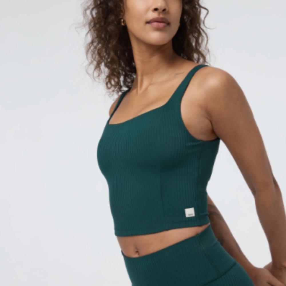 Vuori Inversion Rib Support Tank in Moss size medium